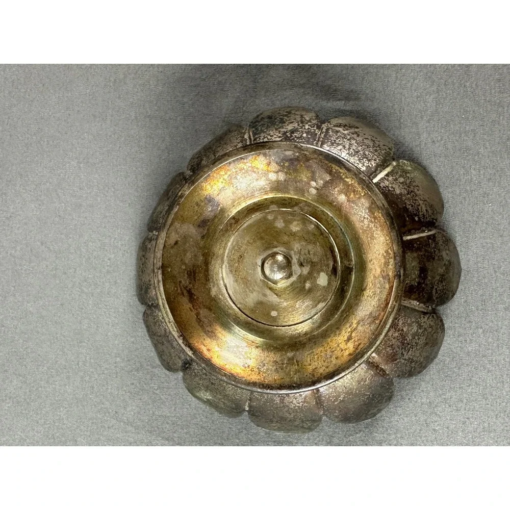 VTG Leonard Silver Company silver-plated lotus flower candle holder